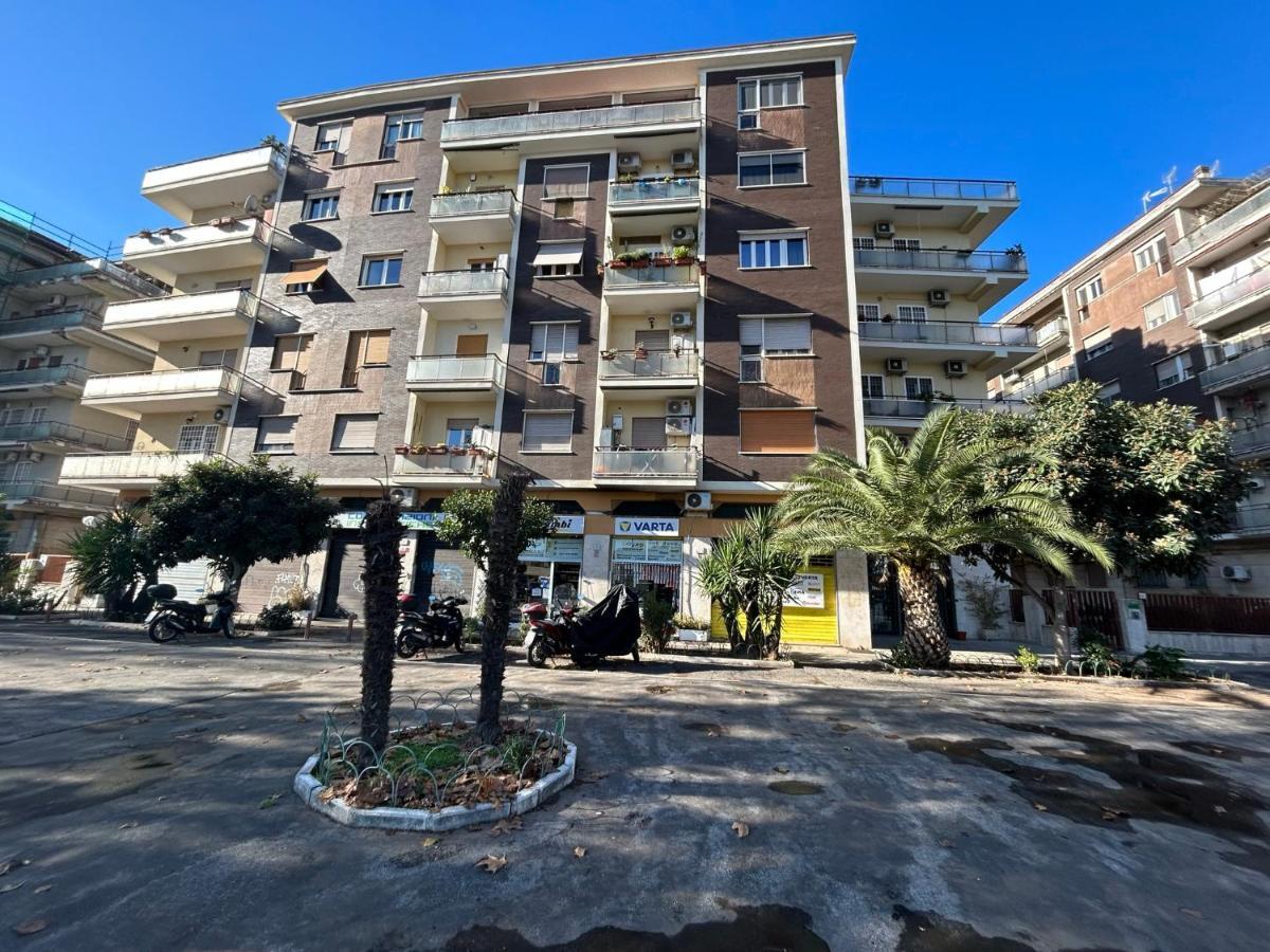 Lungotevere Bed&Bike Roma Exterior foto
